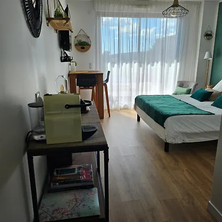 Apartment Studio Le Paradis Vert Aix-En-Provence, Parking, Piscine